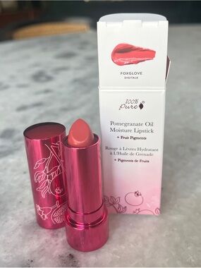 100% Pure Pomegranate Oil Moisture Lipstick in Foxglove